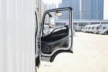 �칤�Ῠ ���� ��ʡ�� 132���� 4.15�׵�����ʽ�Ῠ(����)(XGA5043XXYD6EA)ͼƬ