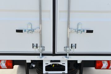 �칤�Ῠ ���� ��ʡ�� 132���� 4.15�׵�����ʽ�Ῠ(����)(XGA5043XXYD6EA)ͼƬ