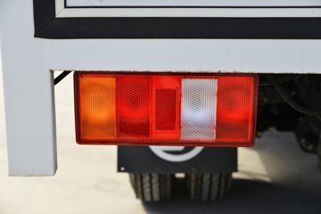 �����Ῠ ����Z1 140���� 4.18�׵�����ʽ�Ῠ(����)(YTQ5041XXYKH334)ͼƬ