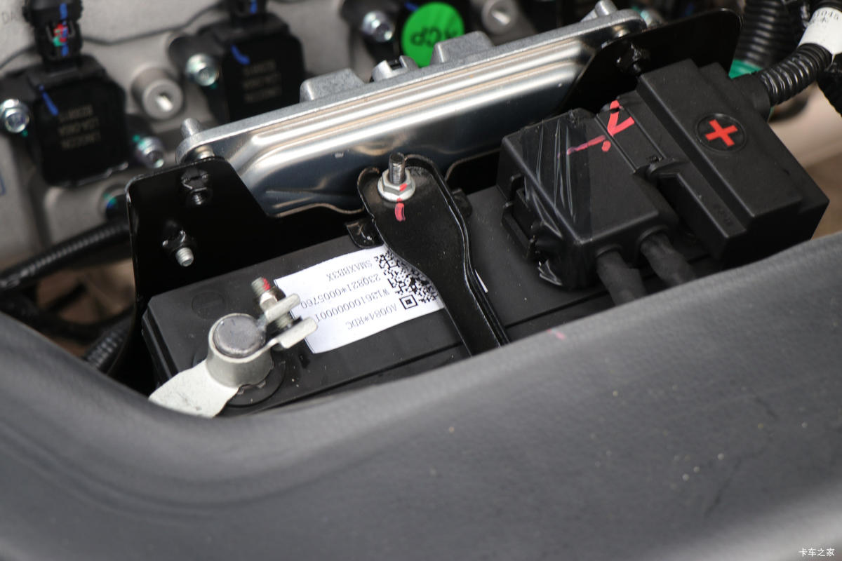 ���� ����Qһ��ʽ ������ 1.6L 120���� ���� 3.2�׵�������΢��(BJ1030V4JV6-73)����                                                