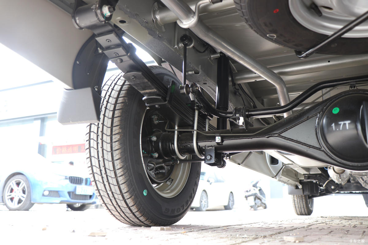 ���� ����Qһ��ʽ ������ 1.6L 120���� ���� 3.2�׵�������΢��(BJ1030V4JV6-73)����                                                