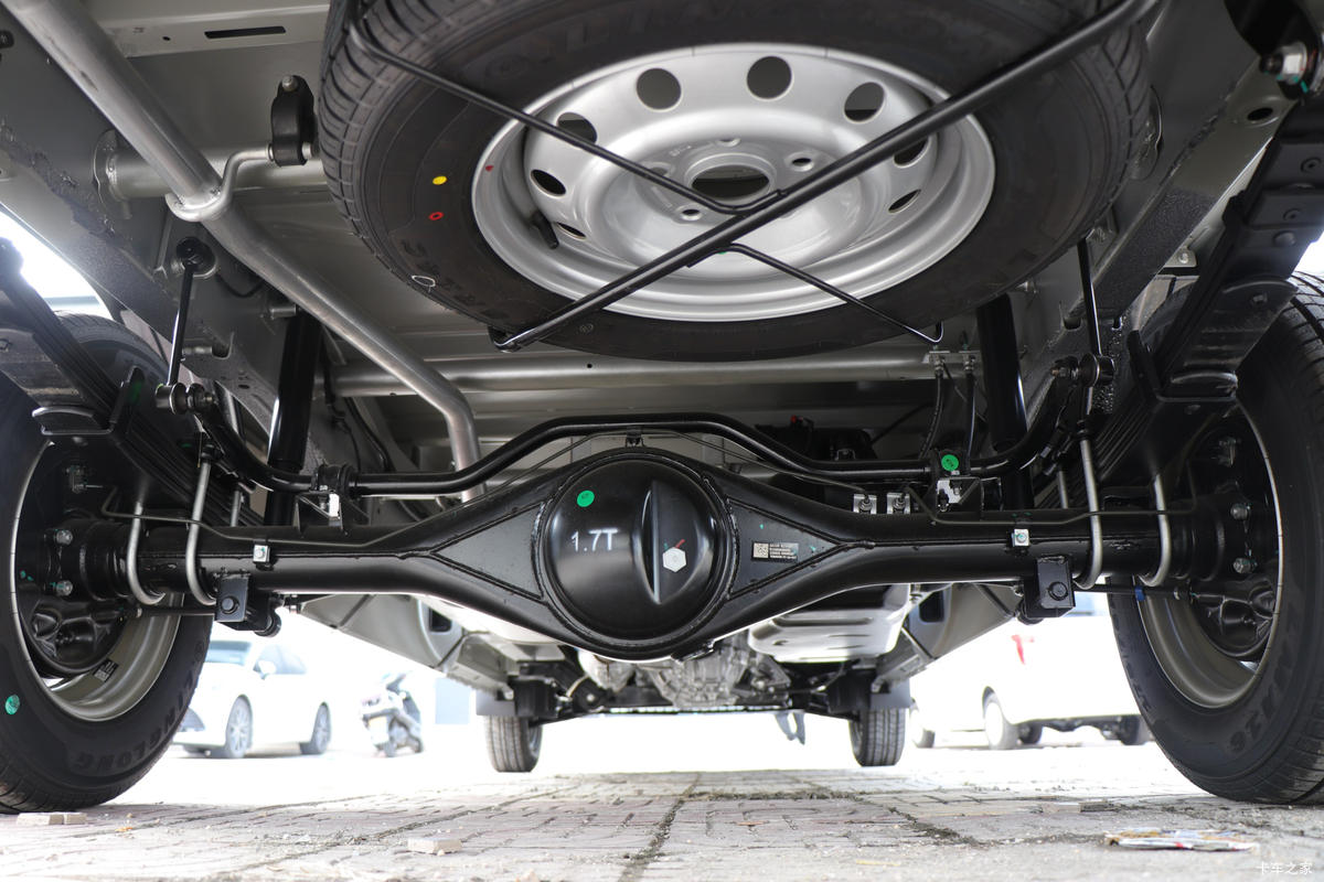 ���� ����Qһ��ʽ ������ 1.6L 120���� ���� 3.2�׵�������΢��(BJ1030V4JV6-73)����                                                