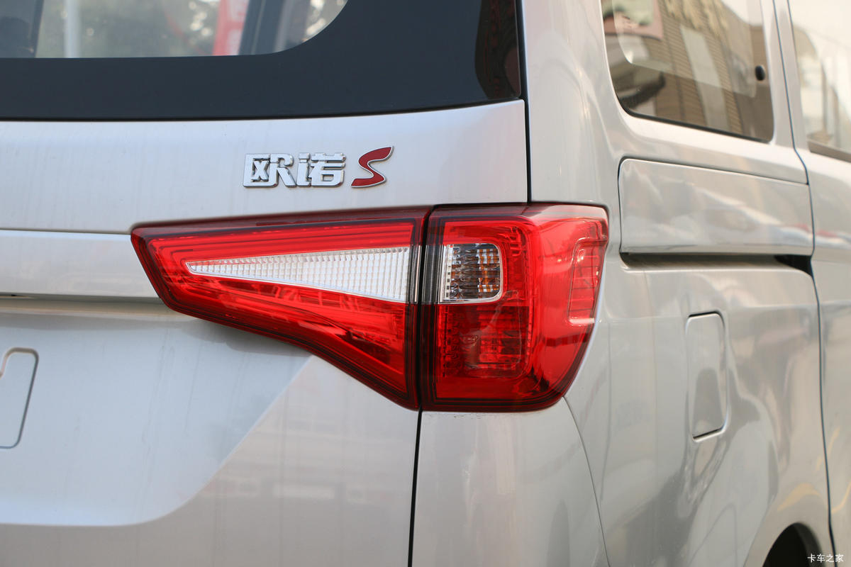  ŷŵS 2021  107 1.5L 7()(˫յ)