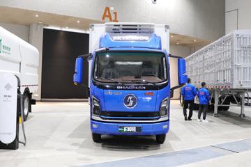 质子汽车 白景 4米燃料电池单排冷藏车(SX5047XLCFCEV341M)21.024kWh