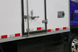 白景&nbsp;电动冷藏车上装图片