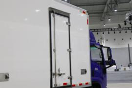 白景&nbsp;电动冷藏车上装图片