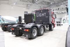 质子汽车 6X4 换电式纯电动牵引车(SX4257MF4XSEV3)284.39kWh