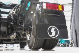 燃料电池&nbsp;电动牵引车底盘图片