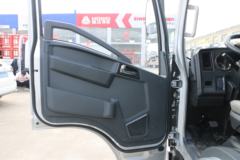 中国重汽HOWO 悍将 150马力 4.15米单排栏板轻卡(万里扬6档)(ZZ1047F3315F144)