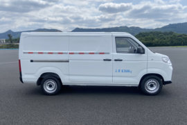贵州牌长江7号 电动封闭厢货外观图片