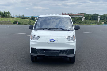 贵州牌 长江7号 2023款 2.7T 4.746米纯电动封闭货车41.86kWh