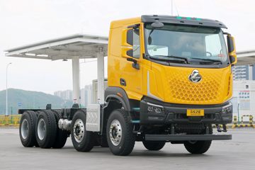 东风柳汽 乘龙H5V 350马力 8X4 5.6米自卸车