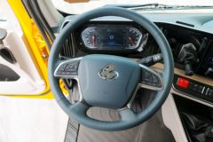 东风柳汽 乘龙H5V 350马力 8X4 5.6米自卸车 东风柳汽 乘龙H5V 350马力 8X4 5.6米自卸车