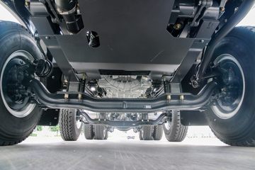 乘龙H5V&nbsp;自卸车底盘                                                图片