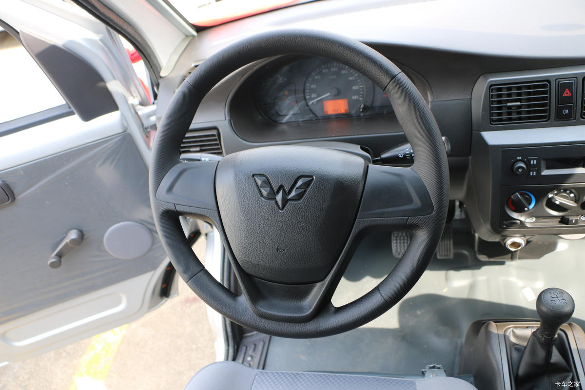  ٹС 1.5L 102  2.71׵΢(LZW1029EQUA)ʻ                                               