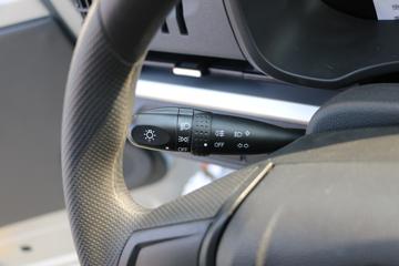 长安凯程 新长安星卡 标准型 1.5L 116马力 汽油 2.96米单排厢式微卡(带空调)(SC5022XXYDEAN6)驾驶室图片