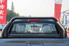 江西五十铃 铃拓 2023款 领航版 2.5T柴油 150马力 两驱自动 长轴双排皮卡