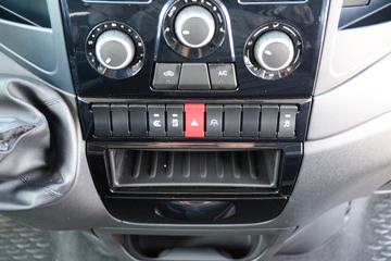 �Ͼ���ά�� ŷʤ 145���� 2.0T 2�� ����߶���ջ���(����)ͼƬ