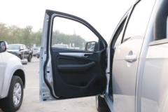 江西五十铃 瑞迈 2023款 驰迈版 2.5T柴油 143马力 手动两驱 长轴双排皮卡 江西五十铃 瑞迈 2023款 驰迈版 2.5T柴油 143马力 手动两驱 长轴双排皮卡