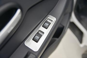  X1 1.6L 120  4׵ʽ΢(KMC5038XXYQA318D6B) ͼƬ