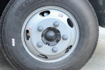 ���� ���� 4.5T 4.14�׵��Ŵ��綯��ʽ�Ῠ81.14kWhͼƬ