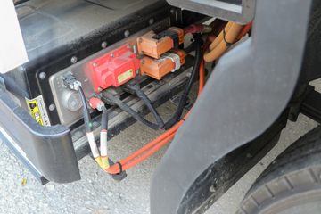 ���� ���� 4.5T 4.14�׵��Ŵ��綯��ʽ�Ῠ81.14kWhͼƬ