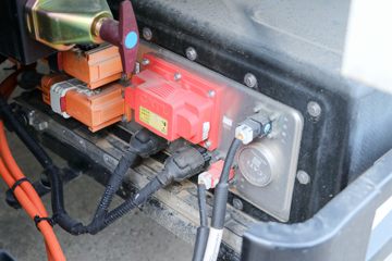 ���� ���� 4.5T 4.14�׵��Ŵ��綯��ʽ�Ῠ81.14kWhͼƬ