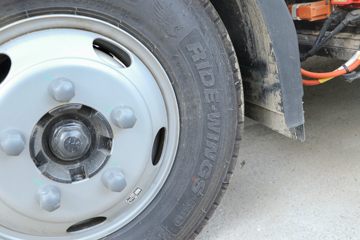 ���� ���� 4.5T 4.14�׵��Ŵ��綯��ʽ�Ῠ81.14kWhͼƬ