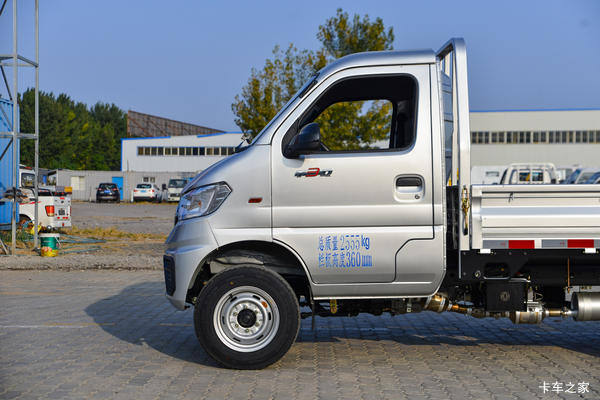 本店为您推荐 东风途逸 T3 1.6L 123马力 汽油 3.0