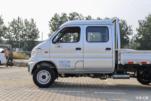 �������ж����ɶ���T3�ػ������۴���ͣ�����0.3��