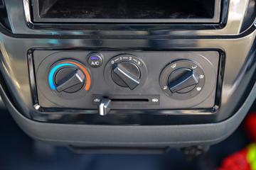 ����;�� T3(ԭС����W) 1.3L 91���� ���� 2.21��˫������С��(��̥)(EQ1031D60Q4A)ͼƬ