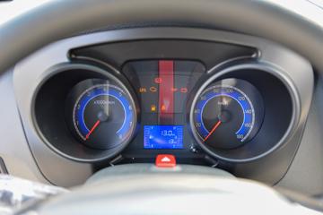 ����;�� T3(ԭС����W) 1.3L 91���� ���� 2.21��˫������С��(��̥)(EQ1031D60Q4A)ͼƬ