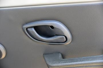 ����;�� T3(ԭС����W) 1.3L 91���� ���� 2.5��˫������С��(��̥)(EQ1031D60Q4A)ͼƬ