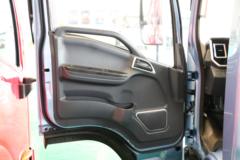 江淮 威铃HV6 4.5T 4.18米单排插电式混合动力栏板轻卡(HFC1041PHEV2Q)15.5kWh