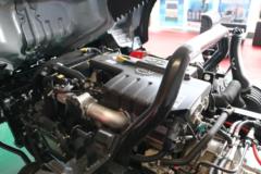 江淮 威铃HV6 4.5T 4.18米单排插电式混合动力栏板轻卡(HFC1041PHEV2Q)15.5kWh