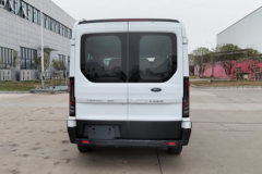 江铃汽车 全顺T8 2024款 商旅版 174马力 2.3T柴油 10座 中轴中顶轻客