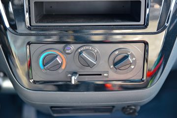 ����;�� T3(ԭС����W) 1.6L 123���� ���� 2.5��˫������С��(��̥)(EQ1030D60Q4D)ͼƬ