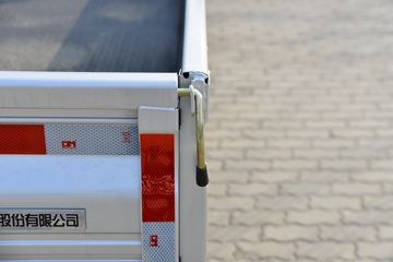 ����;�� T3(ԭС����W) 1.6L 123���� ���� 2.5��˫������С��(��̥)(EQ1030D60Q4D)ͼƬ