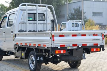 ����;�� T3(ԭС����W) 1.6L 123���� ���� 2.5��˫������С��(��̥)(EQ1030D60Q4D)ͼƬ