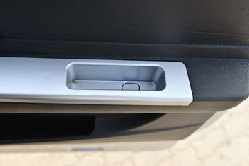 ����;�� T3(ԭС����W) 1.6L 123���� ���� 2.7��˫������С��(��̥)(EQ1032D60Q4D)ͼƬ