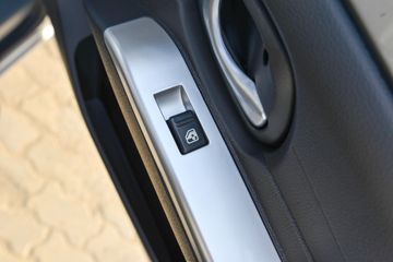 ����;�� T3(ԭС����W) 1.6L 123���� ���� 2.7��˫������С��(��̥)(EQ1032D60Q4D)ͼƬ