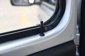 ����;�� T3(ԭС����W) 1.6L 123���� ���� 2.7��˫������С��(��̥)(EQ1032D60Q4D)ͼƬ