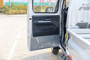 ����;�� T3(ԭС����W) 1.6L 123���� ���� 2.7��˫������С��(��̥)(EQ1032D60Q4D)ͼƬ