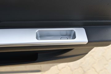 ����;�� T3(ԭС����W) 1.6L 123���� ���� 2.7��˫������С��(��̥)(EQ1032D60Q4D)ͼƬ