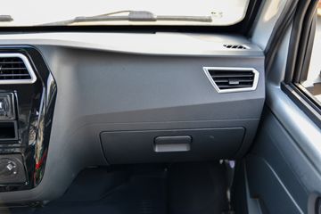 ����;�� T3(ԭС����W) 1.6L 123���� ���� 2.7��˫������С��(��̥)(EQ1032D60Q4D)ͼƬ