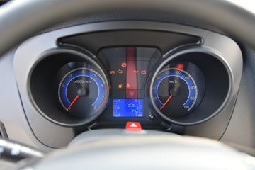 ����;�� T3(ԭС����W) 1.6L 123���� ���� 2.7��˫������С��(��̥)(EQ1032D60Q4D)ͼƬ