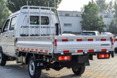 东风途逸 T3(原小霸王W) 1.6L 123马力 汽油 2.7米双排栏板小卡(后单胎)(EQ1032D60Q4D)