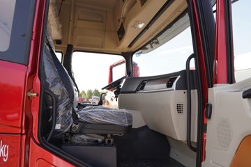 �����ؿ� ����X5000 ����� 480���� 6X4 LNGǣ����ͼƬ