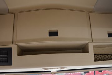 �����ؿ� ����X5000 ����� 480���� 6X4 LNGǣ����ͼƬ