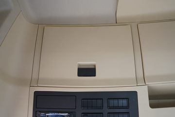 �����ؿ� ����X5000 ����� 480���� 6X4 LNGǣ����ͼƬ